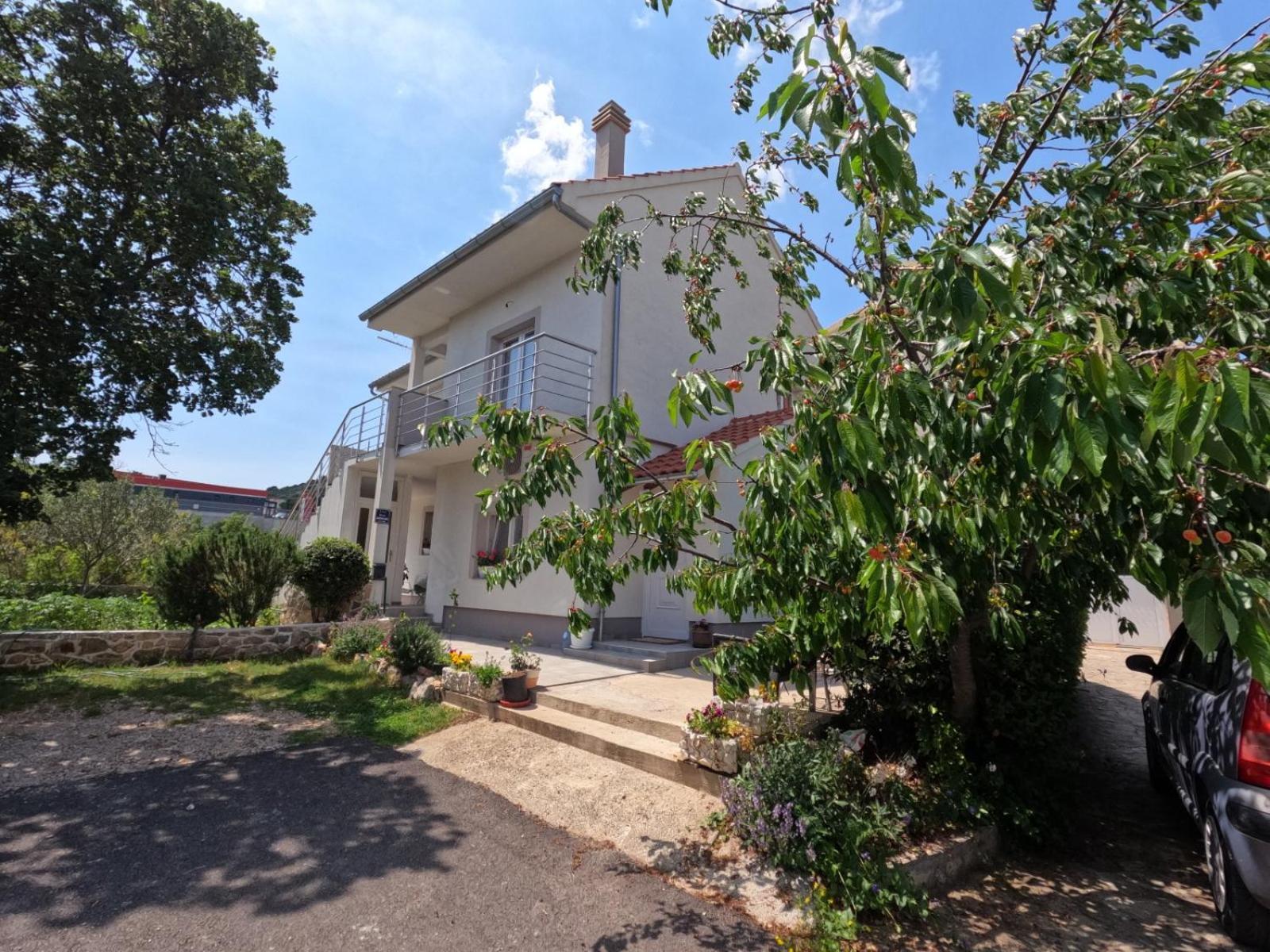 Apartmani Lena 希贝尼克 外观 照片